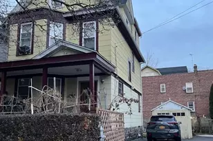 35 Randolph St, Yonkers, NY 10705 - Photo 3