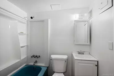 10 S 30th Street, Wyandanch, NY 11798 - Photo 31