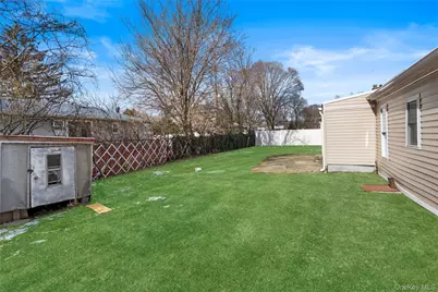 10 S 30th Street, Wyandanch, NY 11798 - Photo 49