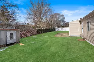 10 S 30th St, Wyandanch, NY 11798 - Photo 49