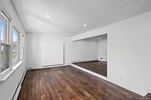 10 S 30th St, Wyandanch, NY 11798 - Photo 7