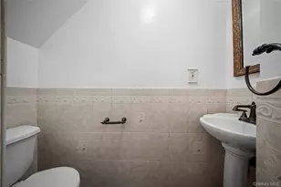 247-23 91st Ave, Bellerose, NY 11426 - Photo 9