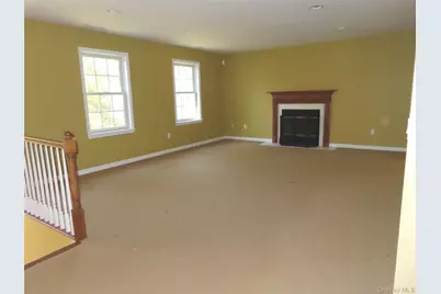 24 Sedgewick Road, Poughkeepsie, NY 12603 - Photo 7