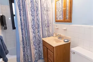 266 Pelham Rd, New Rochelle, NY 10805 - Photo 9