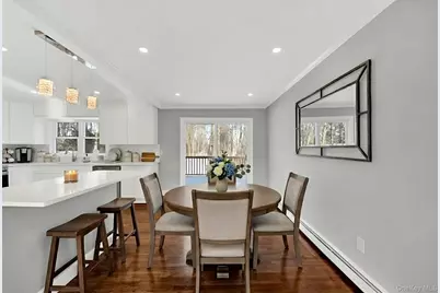 204 Dahlia Drive, Mahopac, NY 10541 - Photo 7