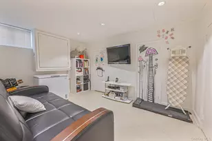 972 South End, Hewlett, NY 11598 - Photo 19