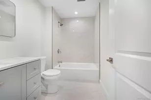 48 Victorian Ln, Medford, NY 11763 - Photo 15