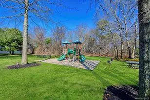 48 Victorian Ln, Medford, NY 11763 - Photo 21