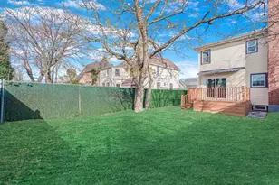 105-14 Van Wyck Expy, Richmond Hill, NY 11419 - Photo 25