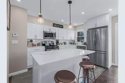 10514 Van Wyck Expressway, Richmond Hill, NY 11419 - Photo 9