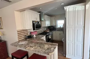 615 W Walnut St, Long Beach, NY 11561 - Photo 3