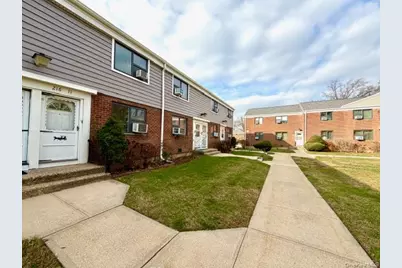 216-11 73 Ave #Duplex, Bayside, NY 11364 - Photo 21