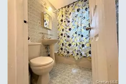 67-20 218 Street #Lower, Bayside, NY 11364 - Photo 7