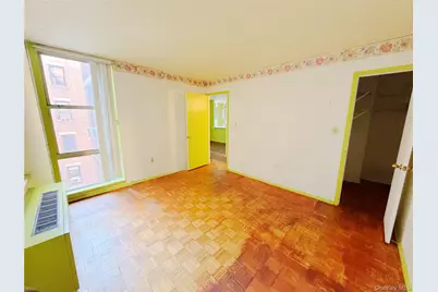 520 W 112th Street #4B, New York, NY 10025 - Photo 5