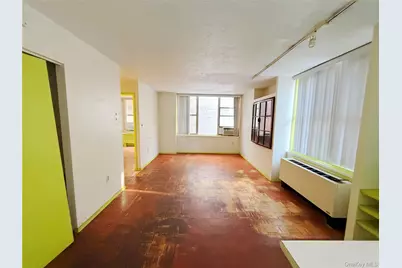 520 W 112th Street #4B, New York, NY 10025 - Photo 3