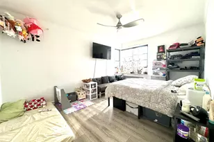 40-05 Ithaca St, Elmhurst, NY 11373 - Photo 9