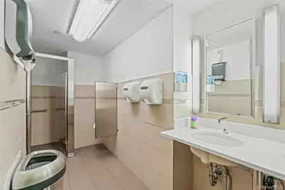 16 Pennsylvania Plaza, New York, NY 10001 - Photo 15