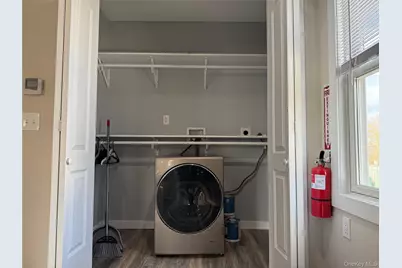 341 Main Street #1B, Islip, NY 11751 - Photo 9