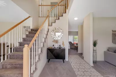 7 Pondview Circle, Shirley, NY 11967 - Photo 9