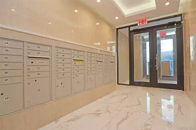 15002 Northern Boulevard #6G, Flushing, NY 11354 - Photo 3