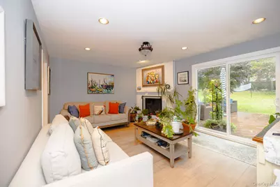 94 Kings Drive, Riverhead, NY 11901 - Photo 5