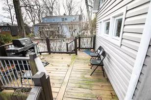 17 Glamford Ave, Port Washington, NY 11050 - Photo 15