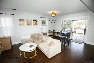 17 Glamford Ave, Port Washington, NY 11050 - Photo 5