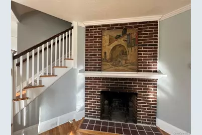 85 Locust Avenue, Scarsdale, NY 10583 - Photo 21