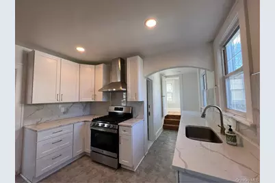 85 Locust Avenue, Scarsdale, NY 10583 - Photo 15