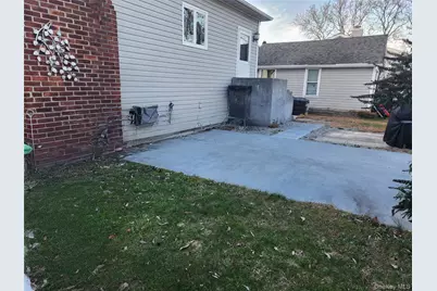 1504 3rd Street, West Babylon, NY 11704 - Photo 19