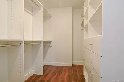 21 Lumber Road #3B, Roslyn, NY 11576 - Photo 11