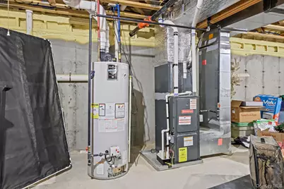 119 Wildwood Circle, Holtsville, NY 11742 - Photo 23