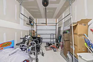 119 Wildwood Cir, Holtsville, NY 11742 - Photo 25