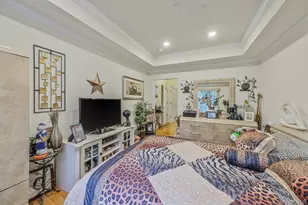 119 Wildwood Cir, Holtsville, NY 11742 - Photo 17