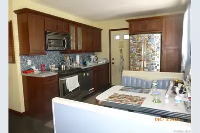 71 Carroll Street, Brentwood, NY 11717 - Photo 3