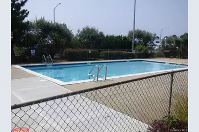 1 Anchorage Way #1401, Freeport, NY 11520 - Photo 3