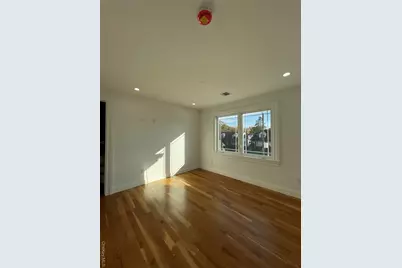 582 Gaynor Place, West Hempstead, NY 11552 - Photo 17