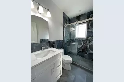 582 Gaynor Place, West Hempstead, NY 11552 - Photo 5