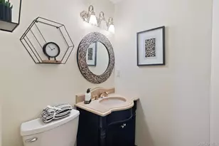 100 High Point Dr, Hartsdale, NY 10530 - Photo 19