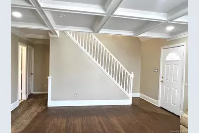 51 Clinton Avenue, Patchogue, NY 11772 - Photo 5