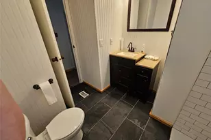 1964106 River Rd, Calverton, NY 11933 - Photo 13