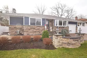 50 Croley St, Huntington, NY 11743 - Photo 3