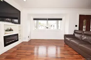 50 Croley St, Huntington, NY 11743 - Photo 5