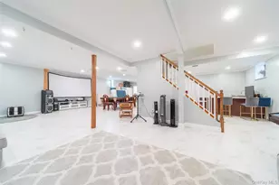 157 Evans Ave, Albertson, NY 11507 - Photo 15