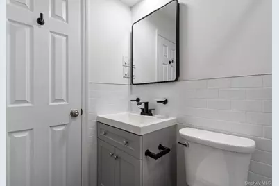 1 Anchorage #101, Freeport, NY 11520 - Photo 11