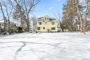 47 Elk Ave, New Rochelle, NY 10804 - Photo 27