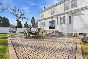 1762 Esposito Ct, East Meadow, NY 11554 - Photo 33