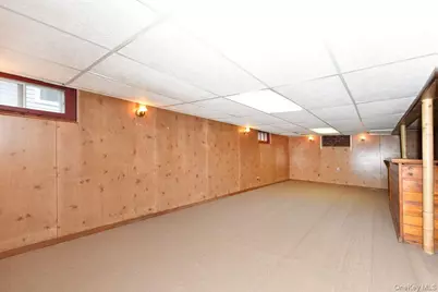 135 Barwick Boulevard, Mineola, NY 11501 - Photo 21