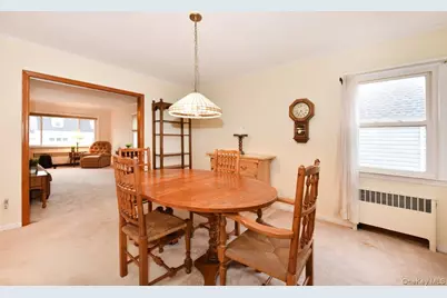 135 Barwick Boulevard, Mineola, NY 11501 - Photo 9