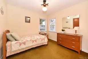 135 Barwick Blvd, Mineola, NY 11501 - Photo 17